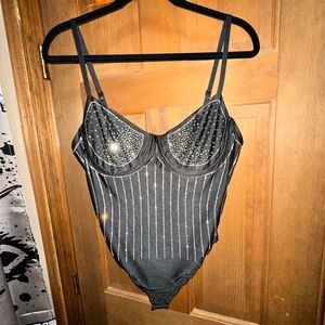 Black bling bodysuit L